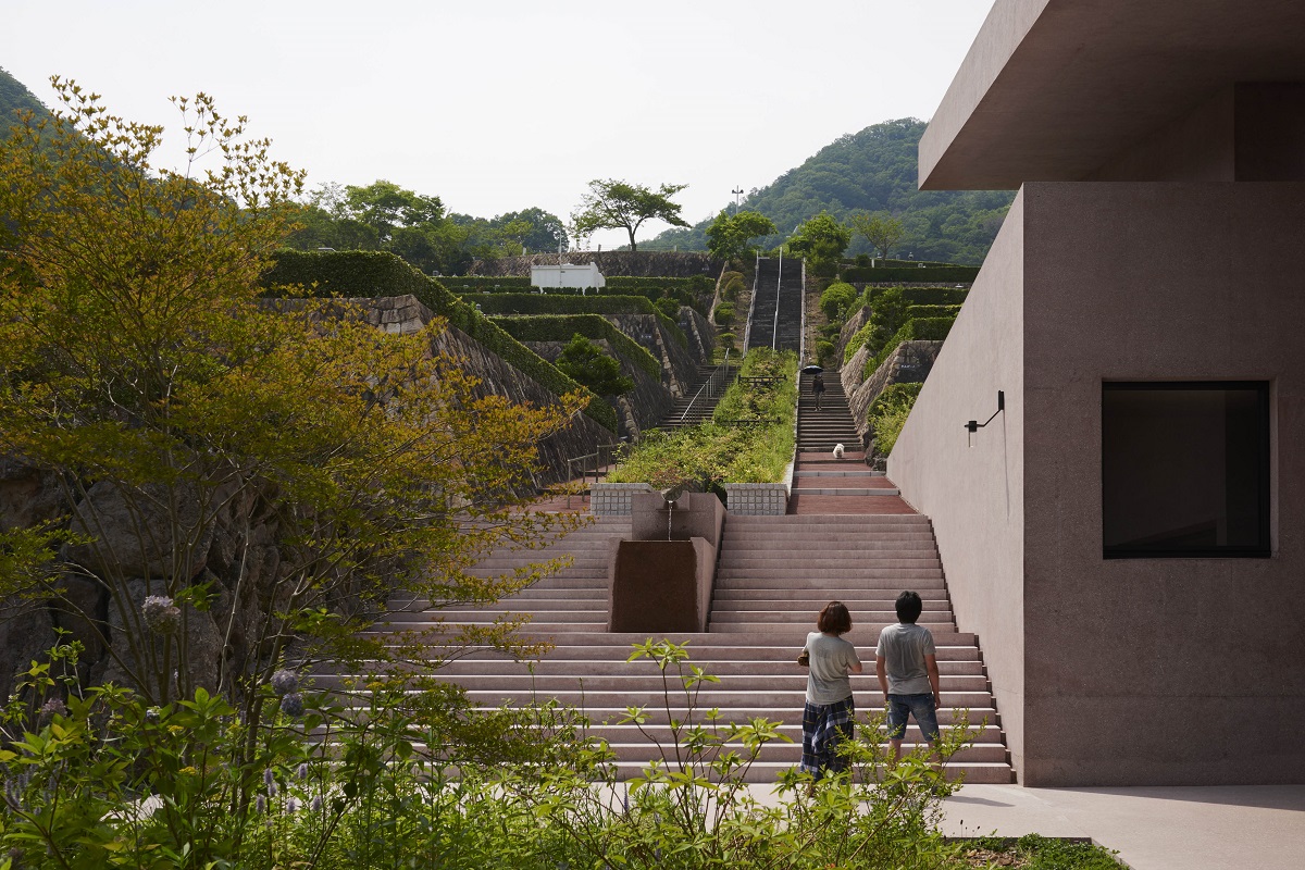 Sir David Alan Chipperfield 